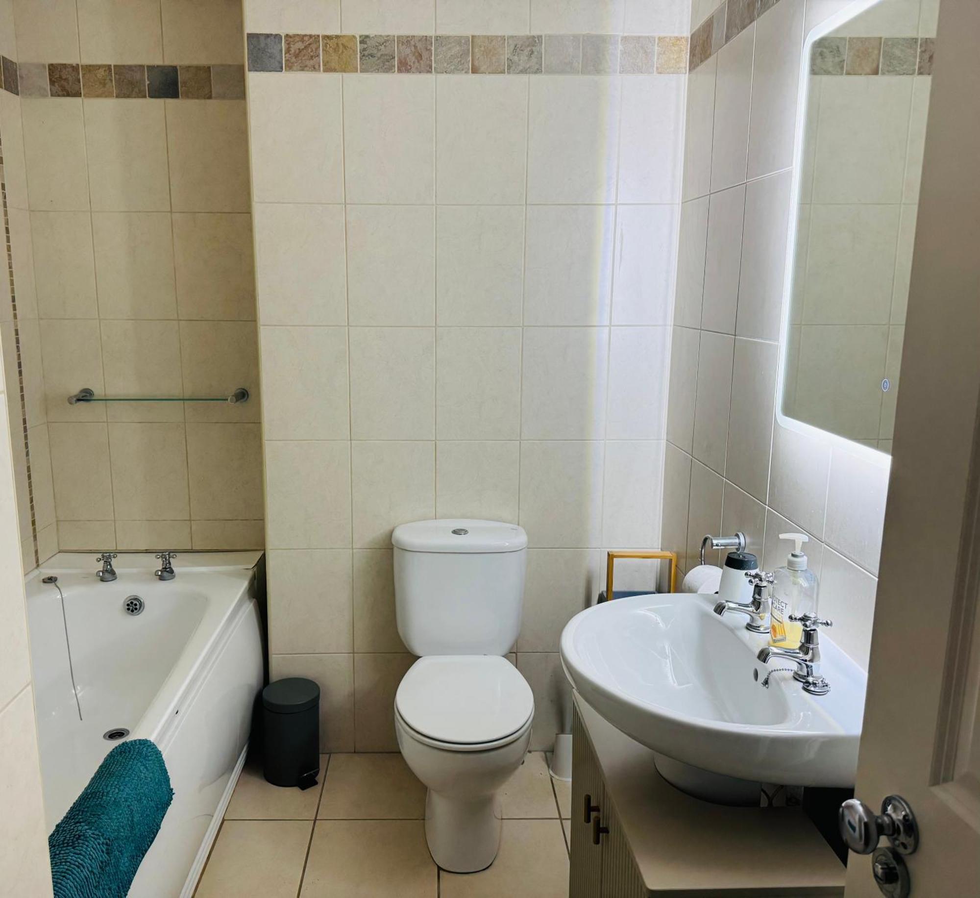 Sound Of The Sea - Penthouse In Portrush Apartment Екстериор снимка
